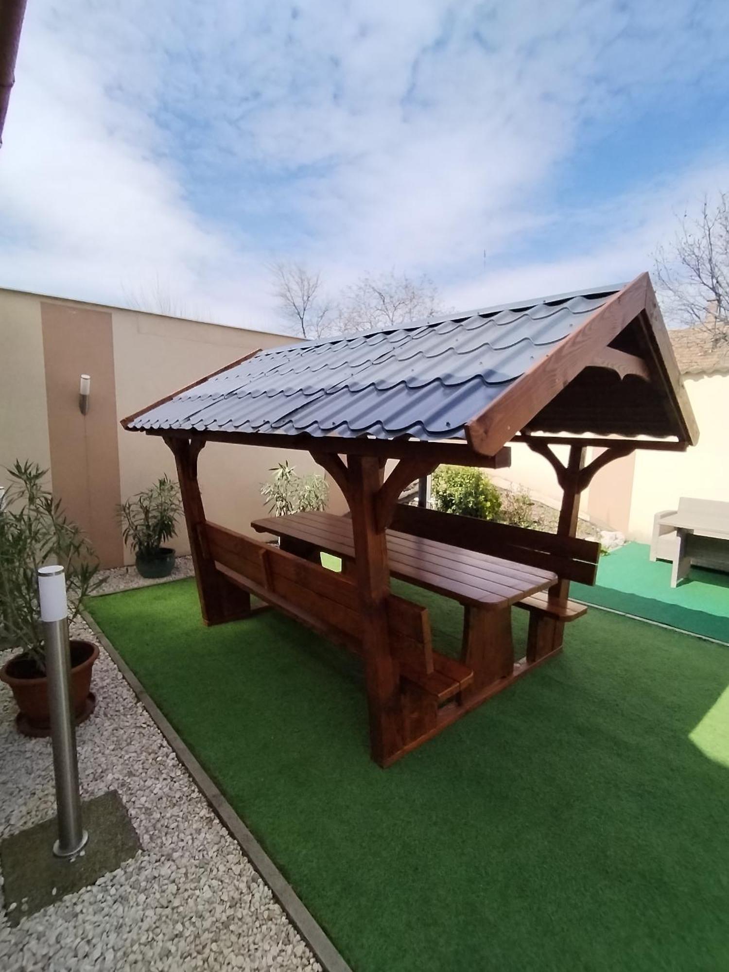 Elza Apartman Makó Esterno foto